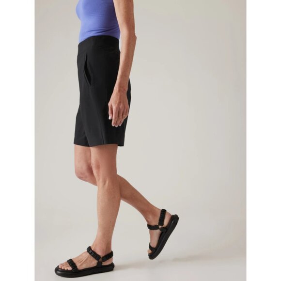 Athleta | Brooklyn Bermuda Short In Black - Picture 2 of 13